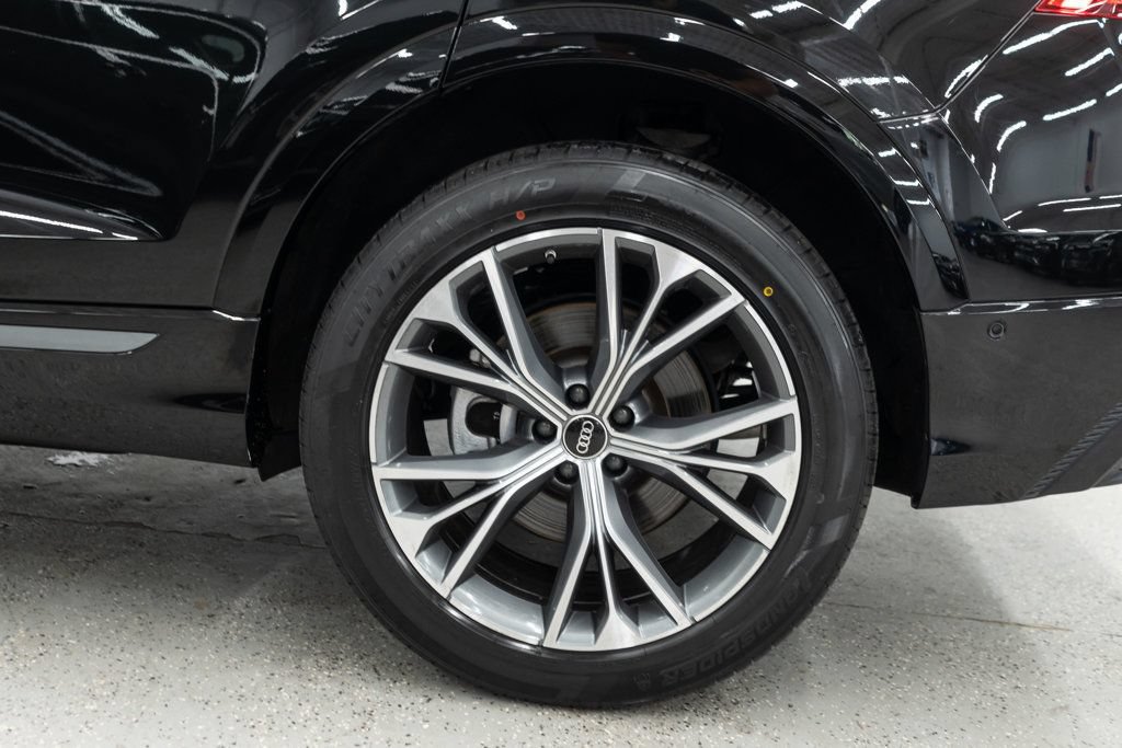Used 2023 Audi Q8 Premium Plus AWD/4WD image 39