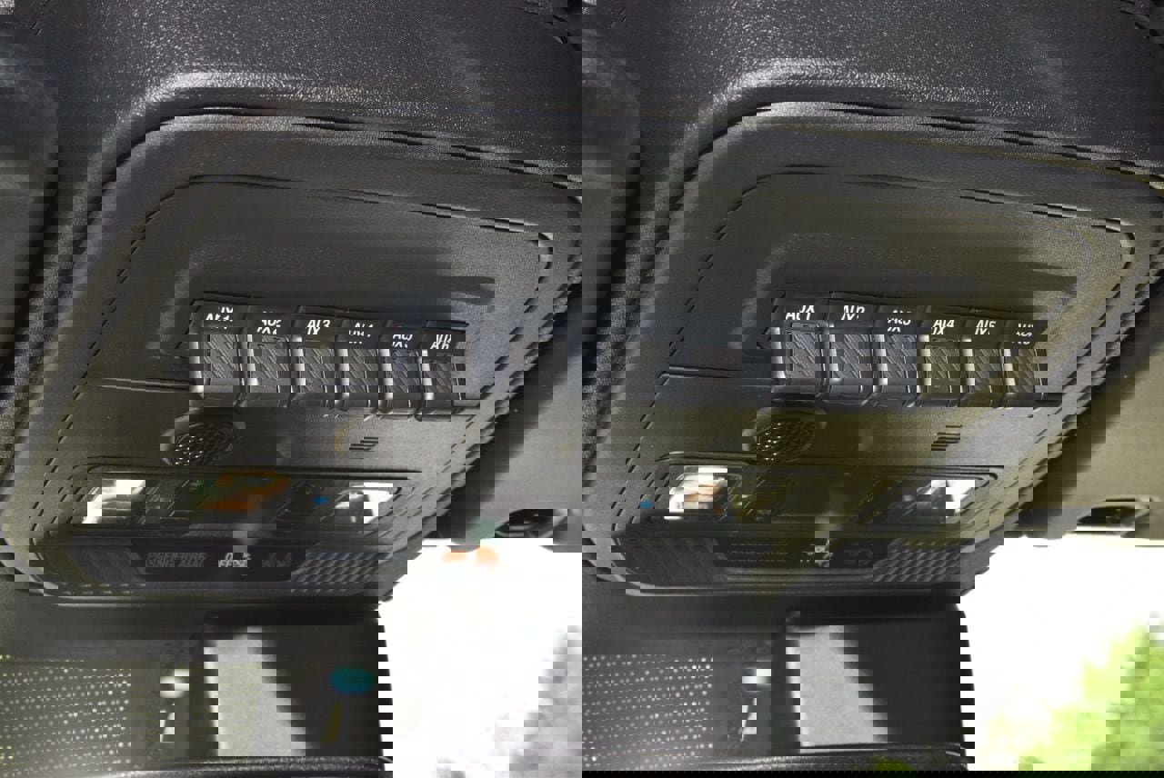 Used 2023 Ford Bronco Wildtrak image 37