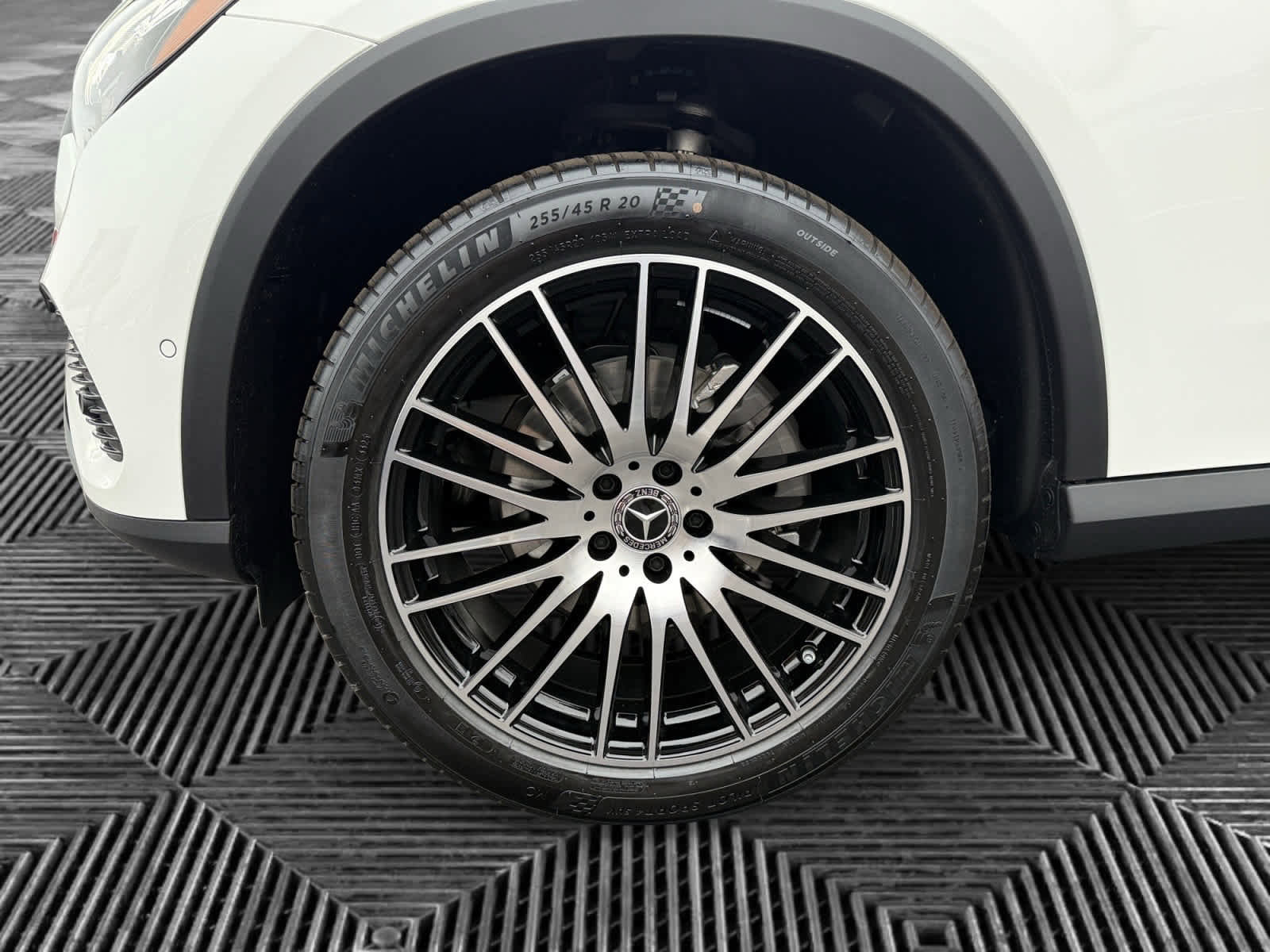 New 2026 Mercedes-Benz GLC 300 GLC 300 image 9