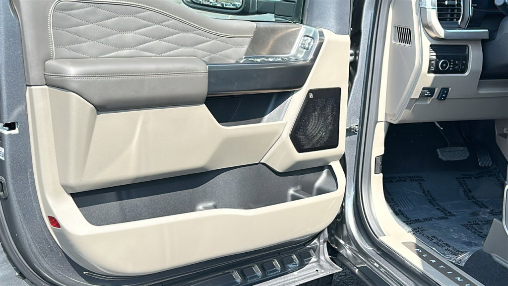 New 2026 Ford F350 Lariat image 23
