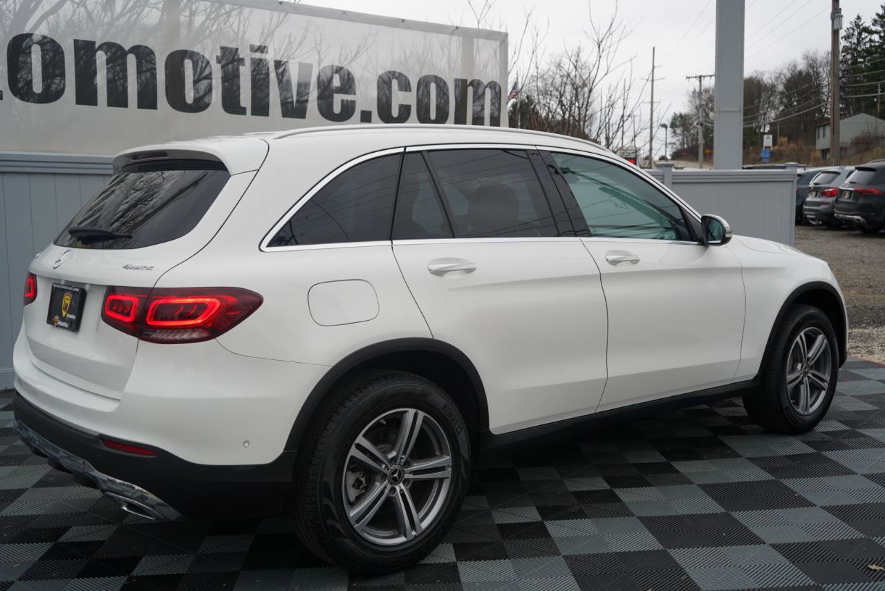 Used 2022 Mercedes-Benz GLC 300 4MATIC w/ Premium Package Lite image 5