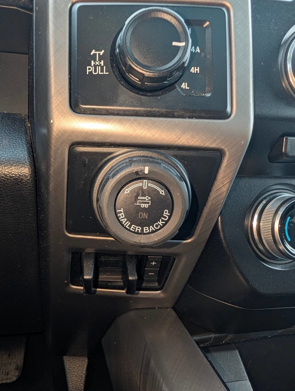 Used 2018 Ford F150 Limited AWD/4WD image 23