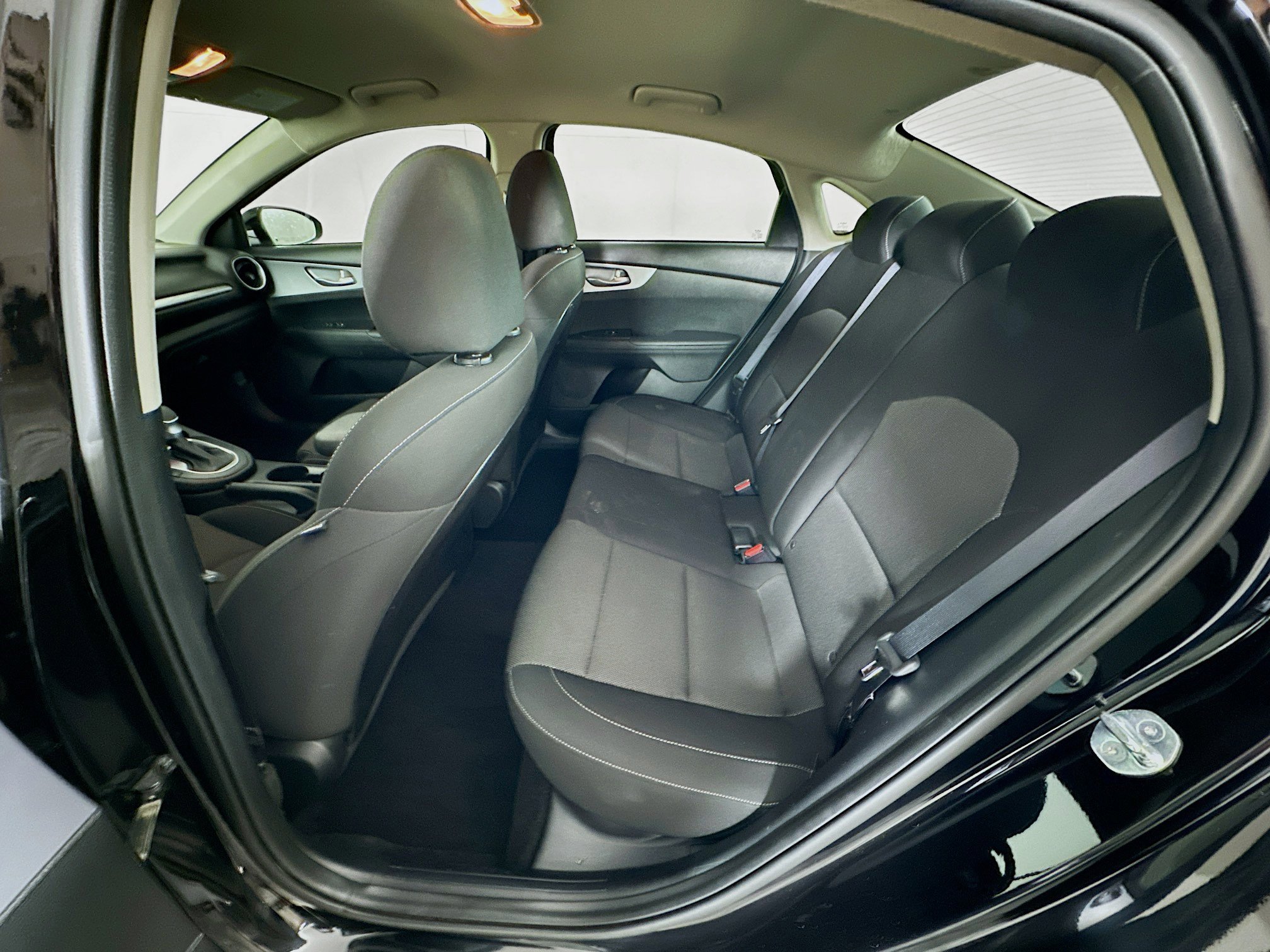 Used 2023 Kia Forte LXS image 25