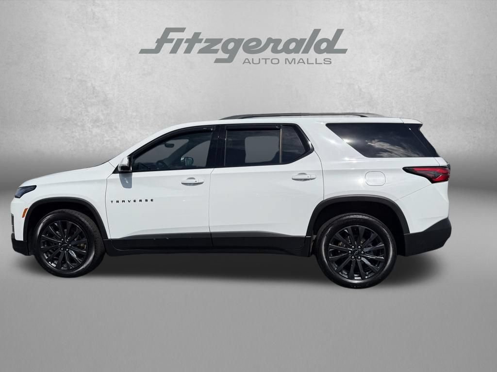 Used 2023 Chevrolet Traverse RS w/ LPO, Floor Liner Package AWD/4WD image 5