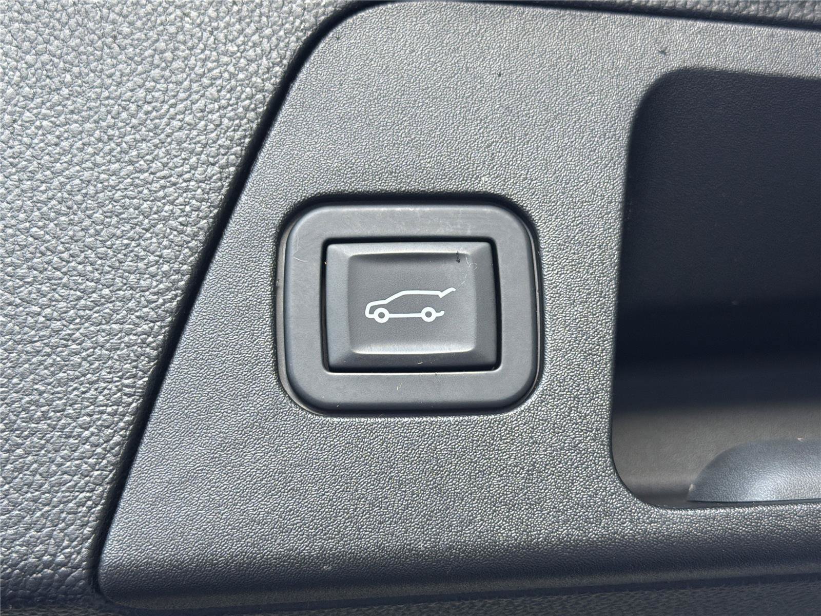Used 2019 Buick Envision Preferred FWD image 18
