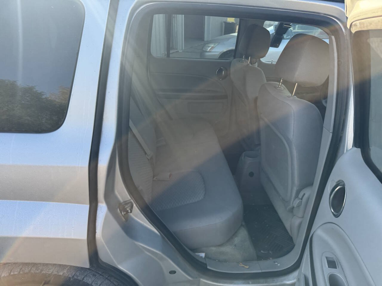 Used 2011 Chevrolet HHR LT FWD image 25