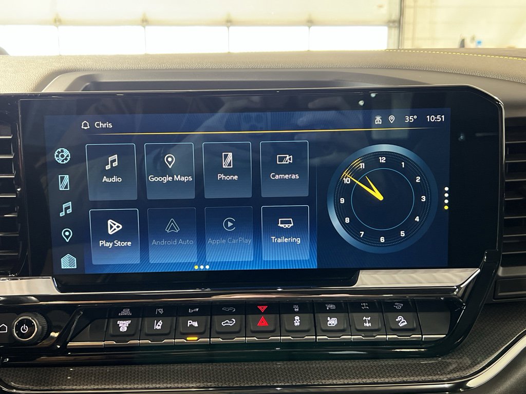 Used 2024 Chevrolet Silverado 2500 ZR2 w/ Technology Package image 24