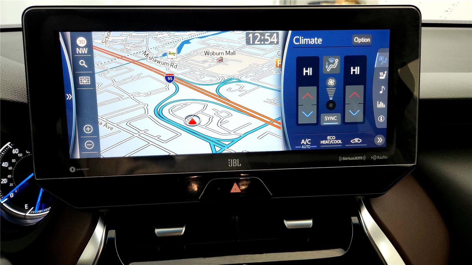 Used 2021 Toyota Venza Limited image 33