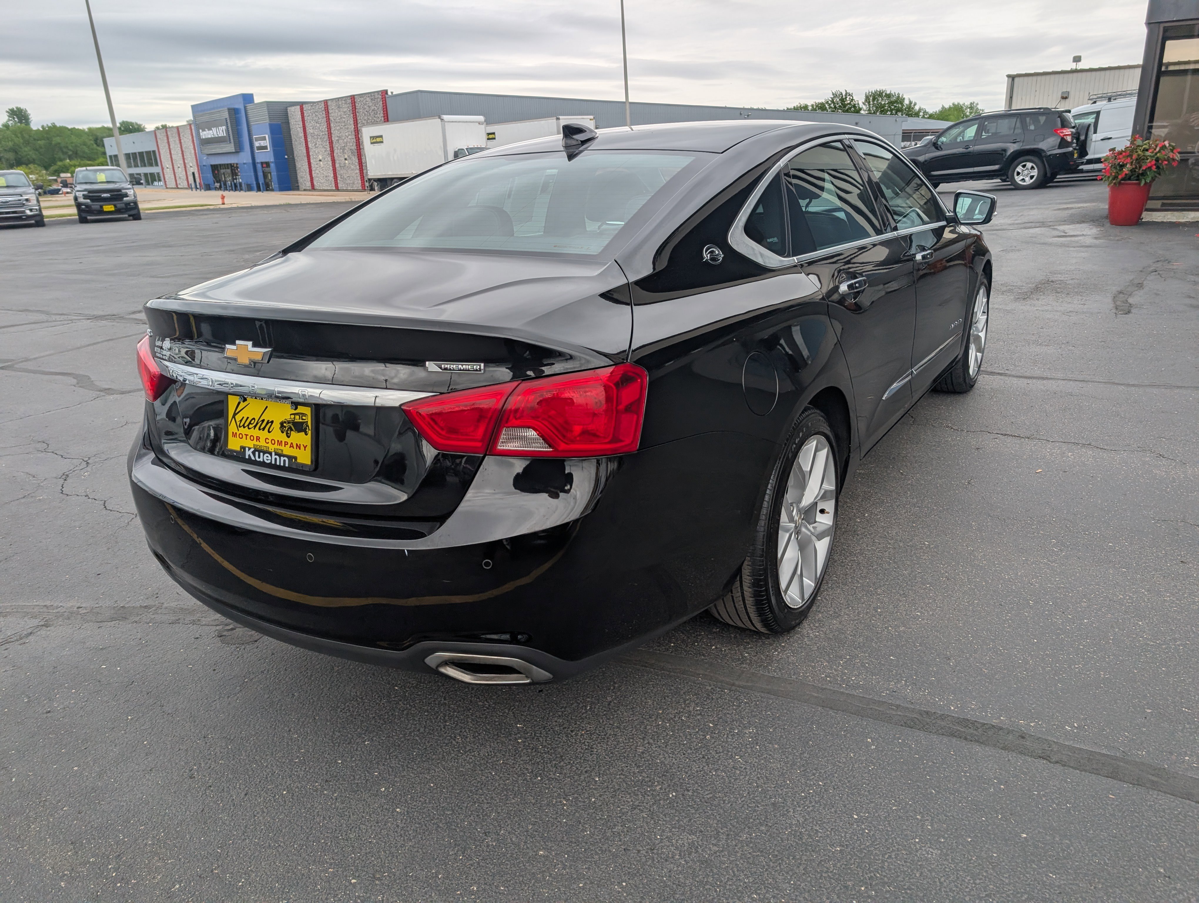 Used 2018 Chevrolet Impala Premier FWD image 8