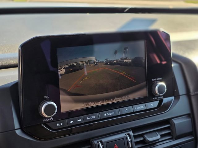 Used 2023 Nissan Pathfinder S image 26