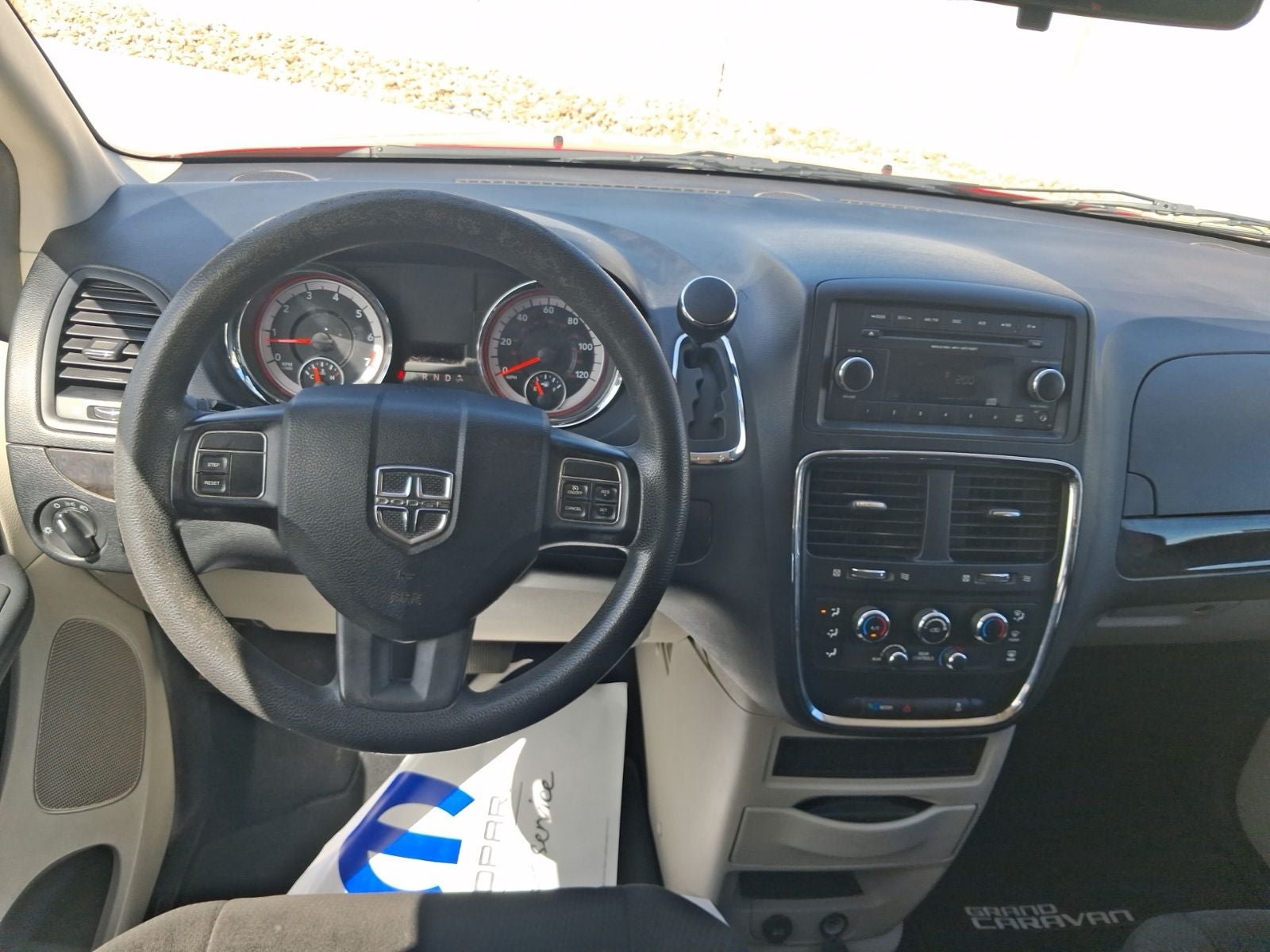 Used 2012 Dodge Grand Caravan SE FWD image 16