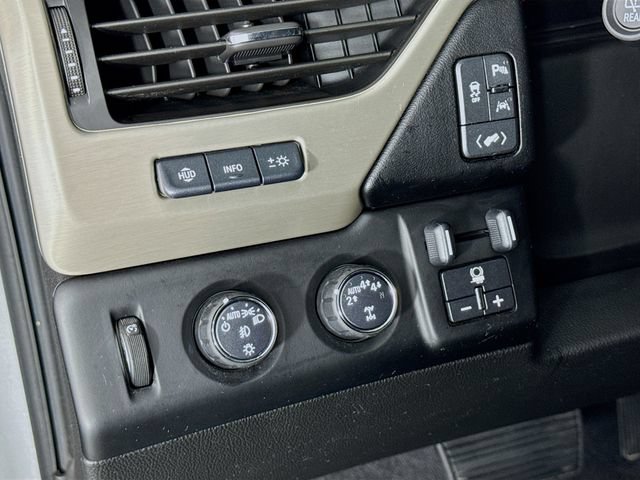 Used 2019 GMC Yukon XL Denali AWD/4WD image 10