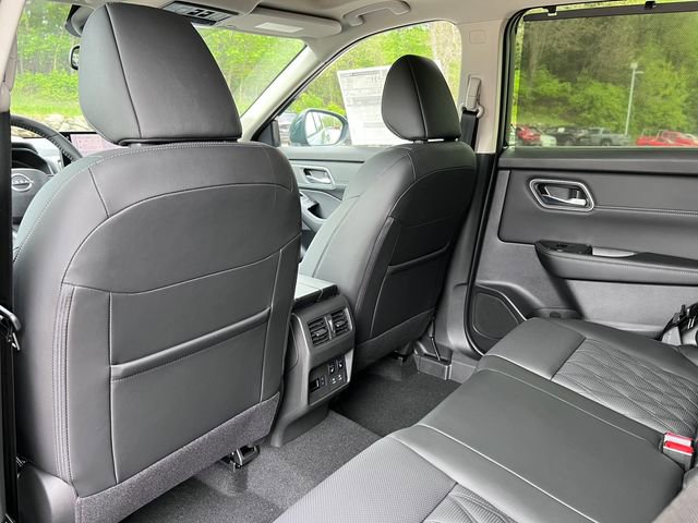 New 2026 Nissan Rogue Platinum w/ Platinum Premium Package AWD/4WD image 32
