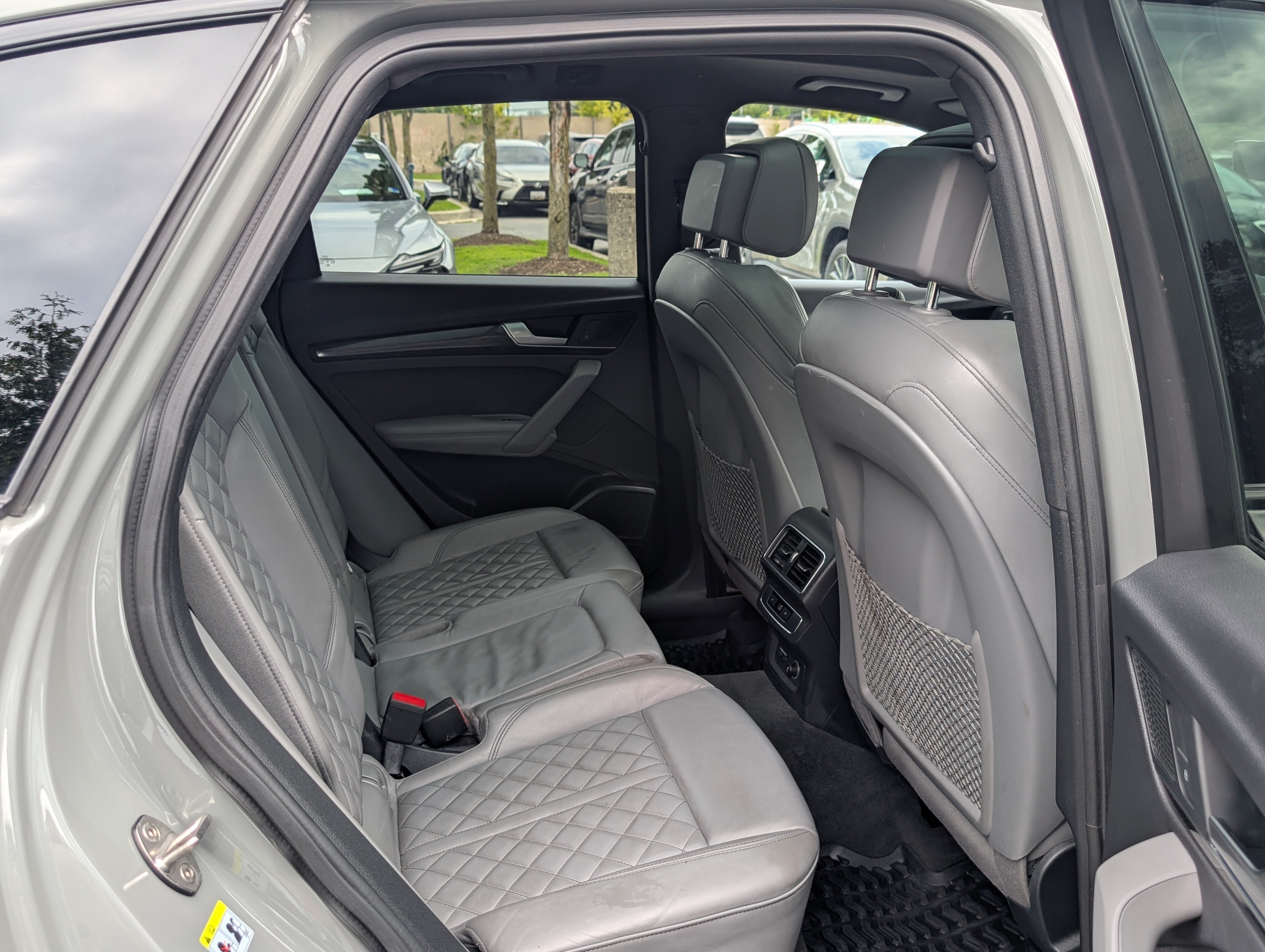 Used 2019 Audi SQ5 Prestige AWD/4WD image 12