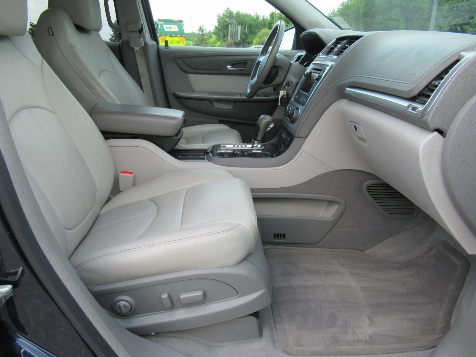 Used 2016 GMC Acadia SLT w/ Open Road Package FWD image 10