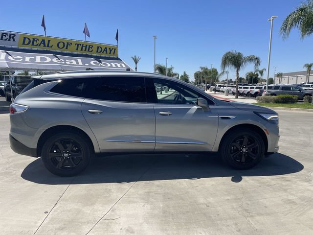 Used 2023 Buick Enclave Essence w/ Sport Touring Edition FWD image 9