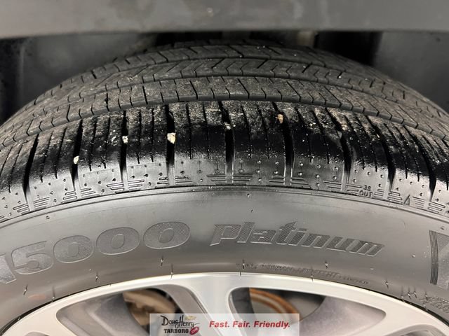 Used 2017 Jeep Renegade Latitude FWD image 23