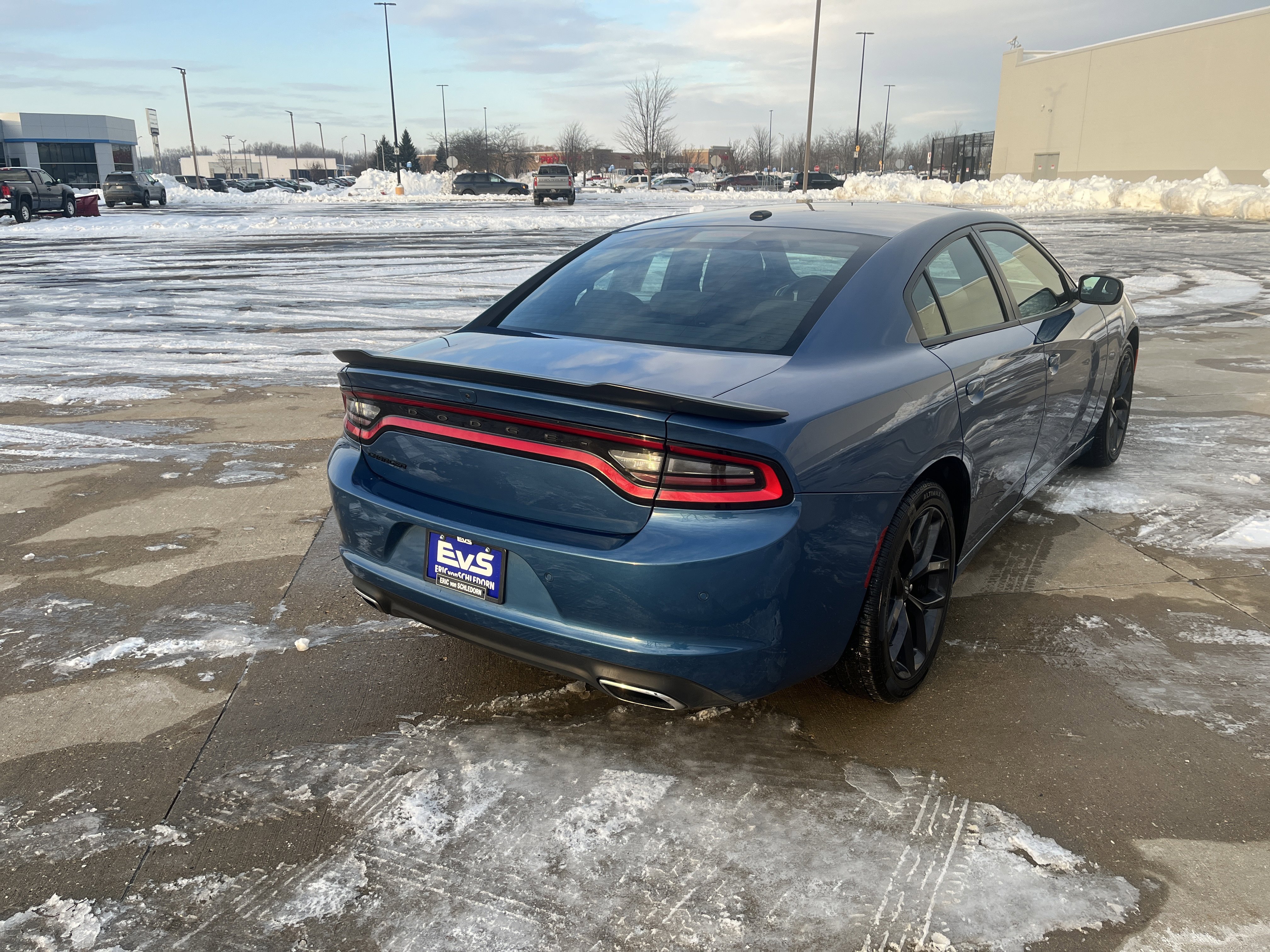 Used 2021 Dodge Charger SXT w/ Blacktop Package image 6