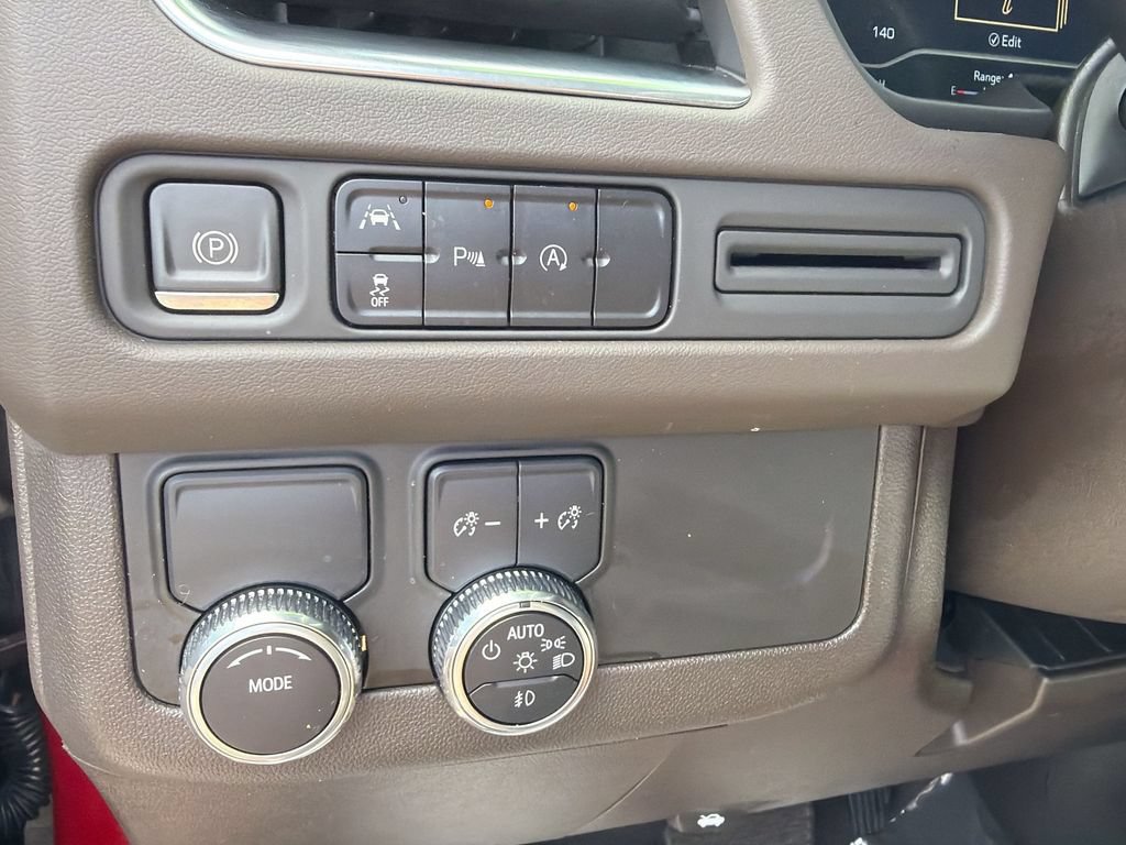 Used 2023 GMC Yukon XL SLT RWD image 25