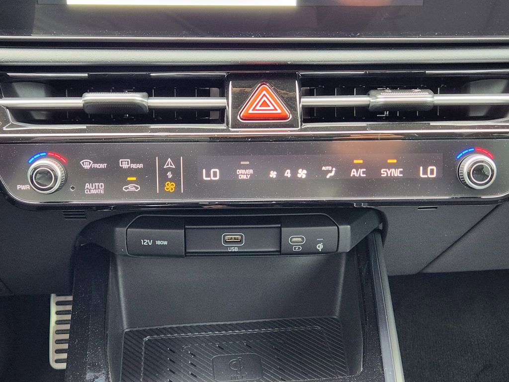 New 2026 Kia Niro SX Touring image 14