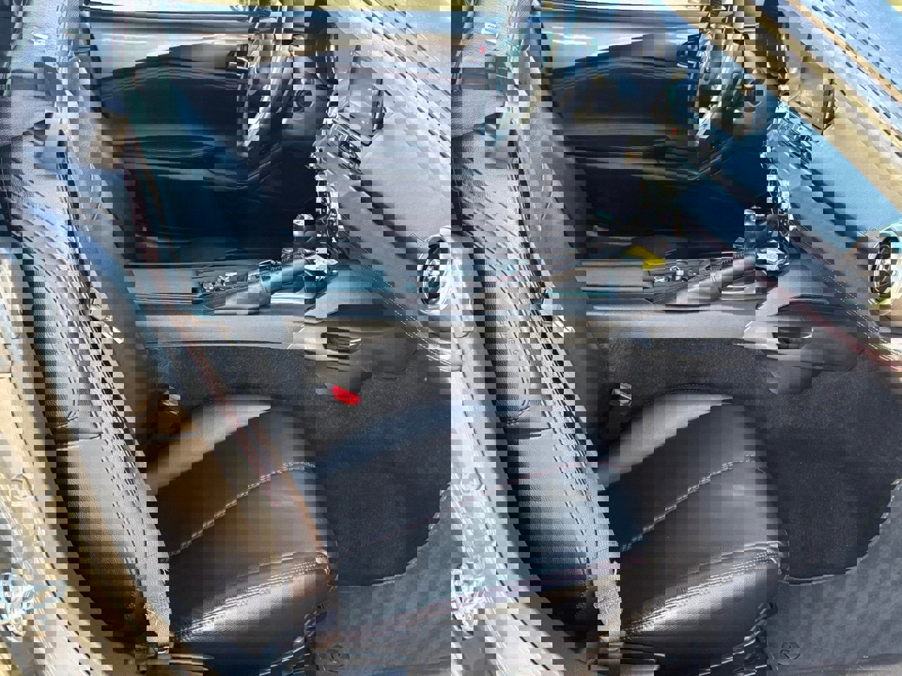 Used 2019 MAZDA MX-5 Miata RF Grand Touring image 33