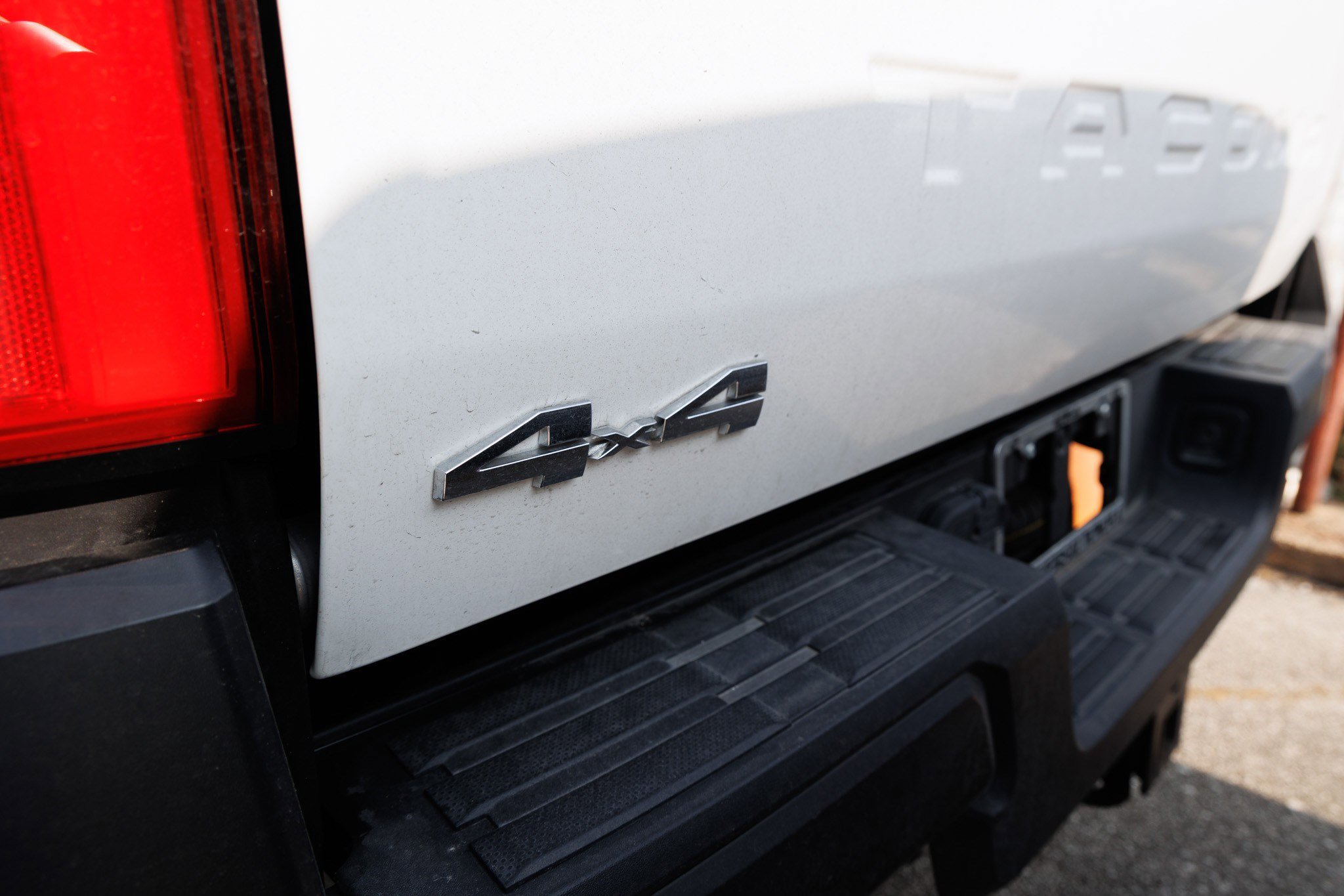 Used 2025 Toyota Tacoma SR image 12