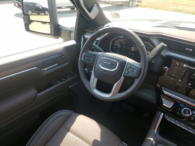 New 2026 GMC Sierra 3500 Denali w/ Denali Reserve Package image 17