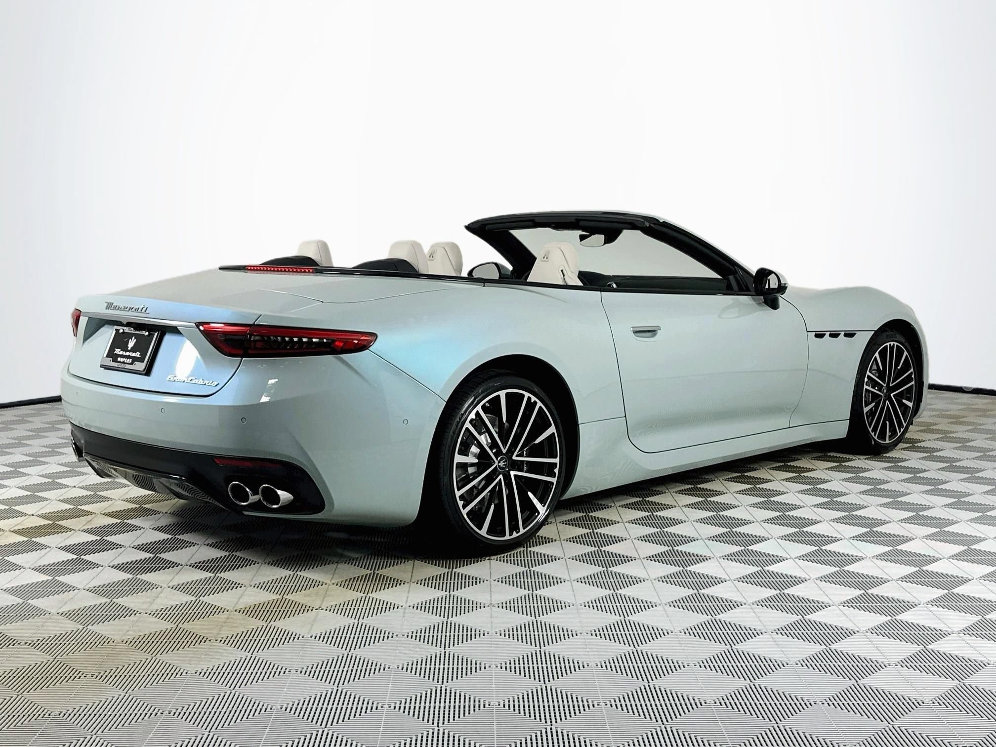 New 2026 Maserati GranCabrio Modena AWD/4WD image 5