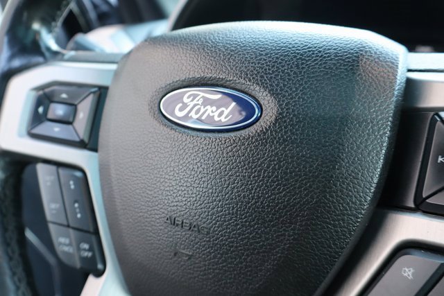 Used 2017 Ford F150 Platinum w/ Equipment Group 701A Luxury image 30