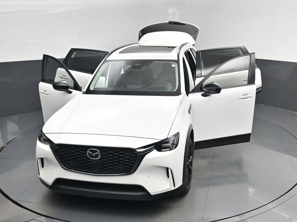 Certified 2025 MAZDA CX-90 Plug-In Hybrid w/Premium Sport image 30