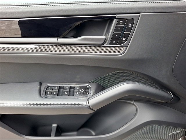 New 2026 Porsche Cayenne GTS image 14