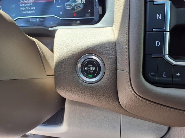 Used 2023 GMC Yukon XL Denali AWD/4WD image 23