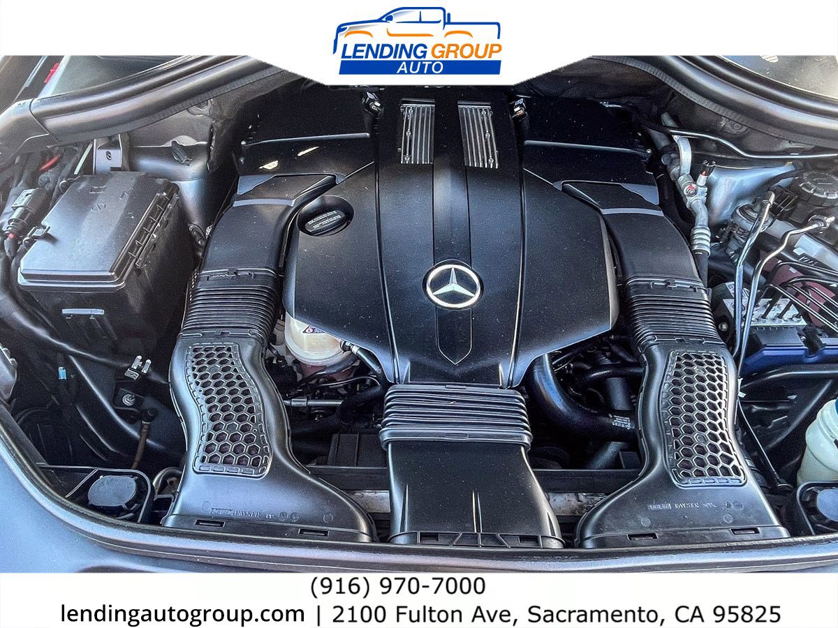 Used 2017 Mercedes-Benz GLS 450 4MATIC image 23