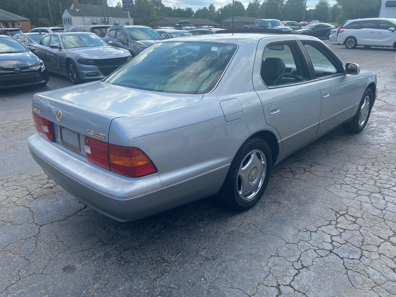 Used 1999 Lexus LS 400 RWD image 5