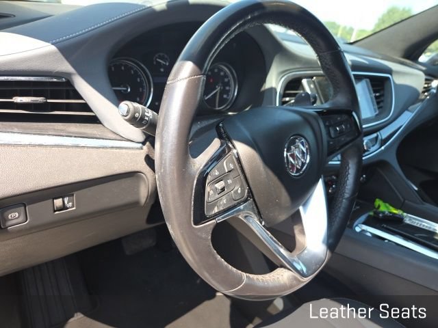 Used 2023 Buick Enclave Essence FWD image 11