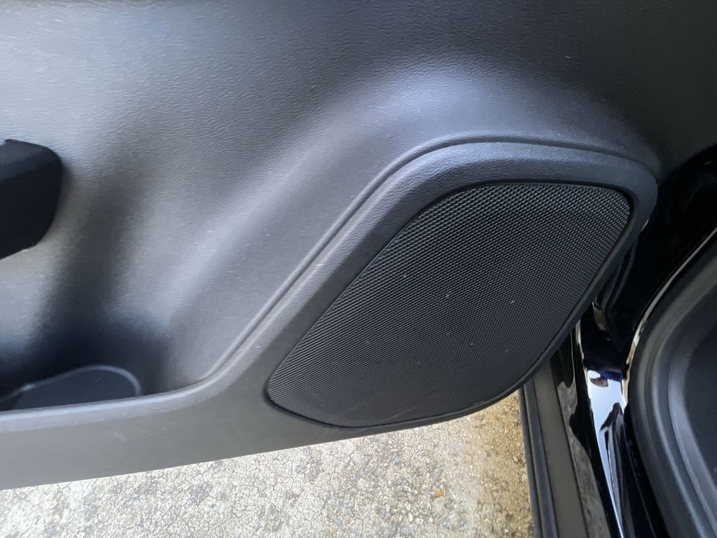 Certified 2025 Chevrolet Blazer LT w/ Midnight/Sport Edition FWD image 23