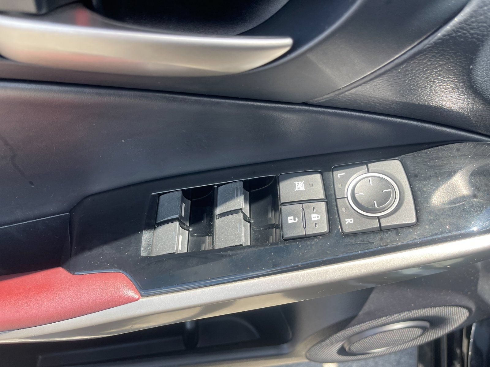 Used 2017 Lexus IS 200t RWD image 13