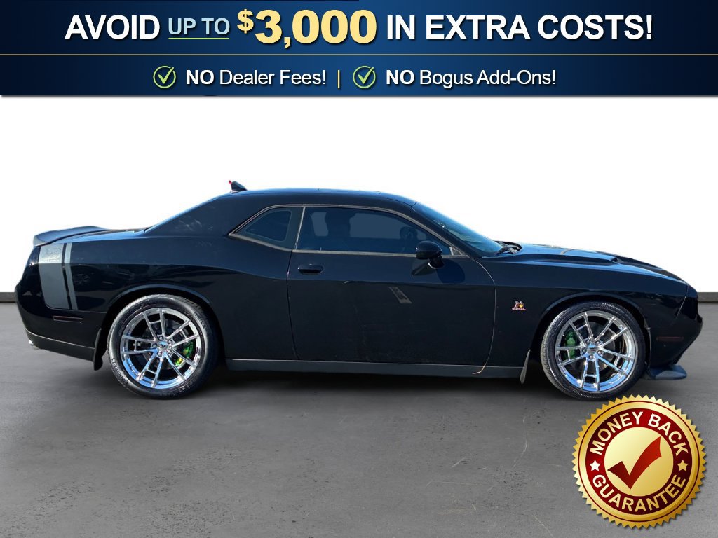 Used 2015 Dodge Challenger R/T Scat Pack w/ Scat Pack Appearance Package RWD image 8