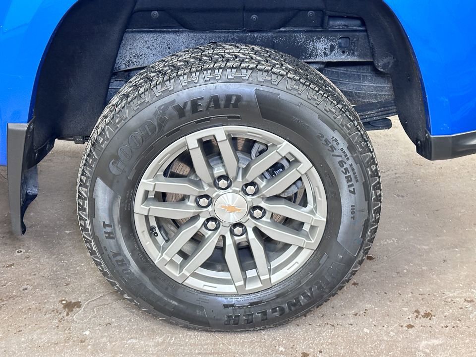 Used 2023 Chevrolet Colorado LT image 49