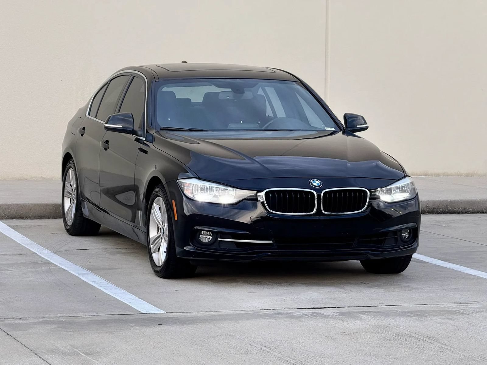 Used 2017 BMW 330i Sedan RWD image 10