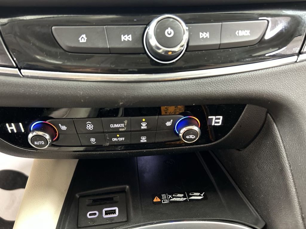 Used 2023 Buick Enclave Essence w/ Experience Buick Package AWD/4WD image 16