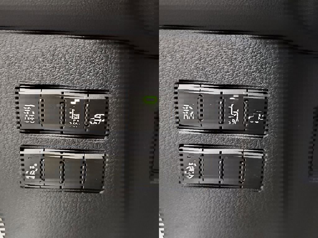 Used 2019 Lexus NX 300h AWD w/ Premium Package image 28