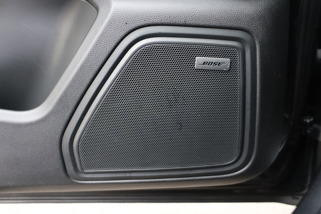 Used 2018 Porsche Macan Sport Edition w/ Driver Memory Package image 18