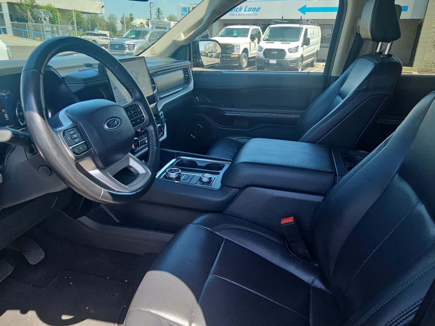 Used 2024 Ford Expedition Max XLT AWD/4WD image 15