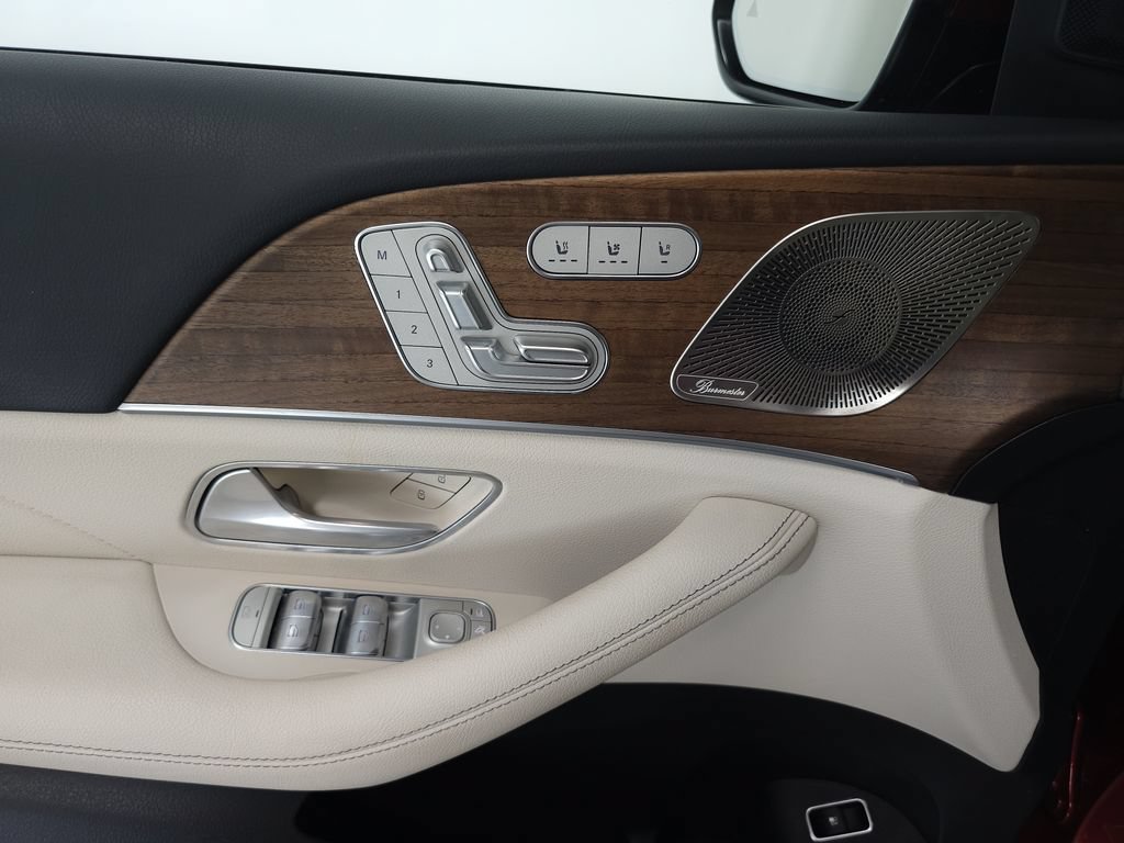Used 2024 Mercedes-Benz GLE 450e 4MATIC image 6