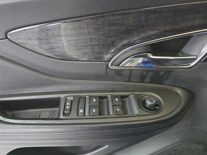 Used 2014 Buick Encore Convenience FWD image 17
