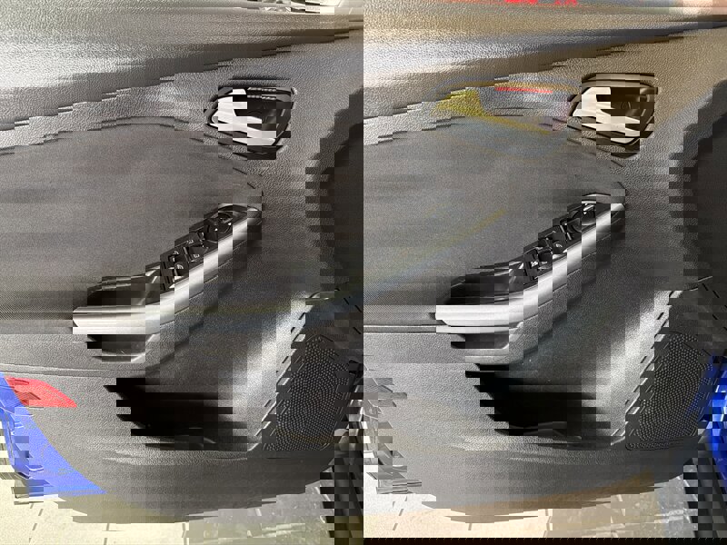 Used 2013 Ford Focus Titanium w/ Luxury Pkg image 19