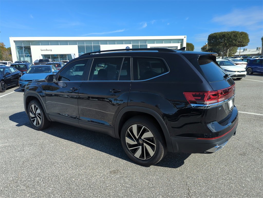 Used 2025 Volkswagen Atlas SE image 9