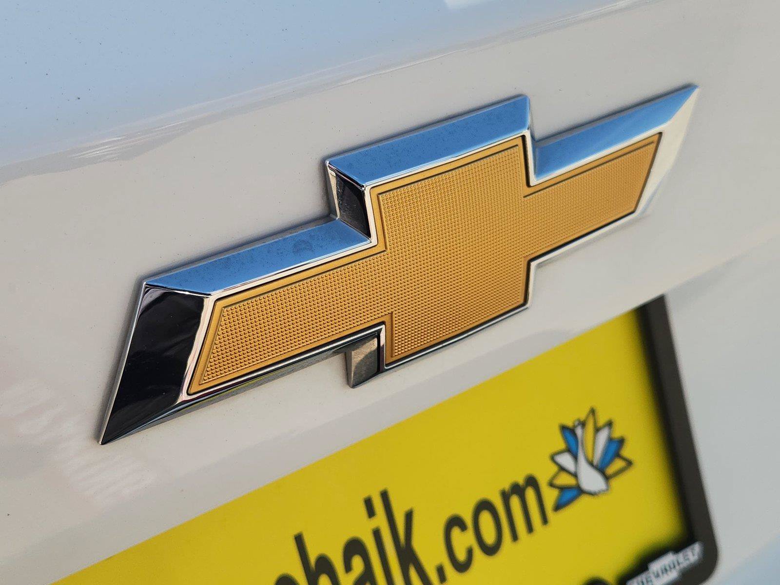Used 2025 Chevrolet Trax LS FWD image 27