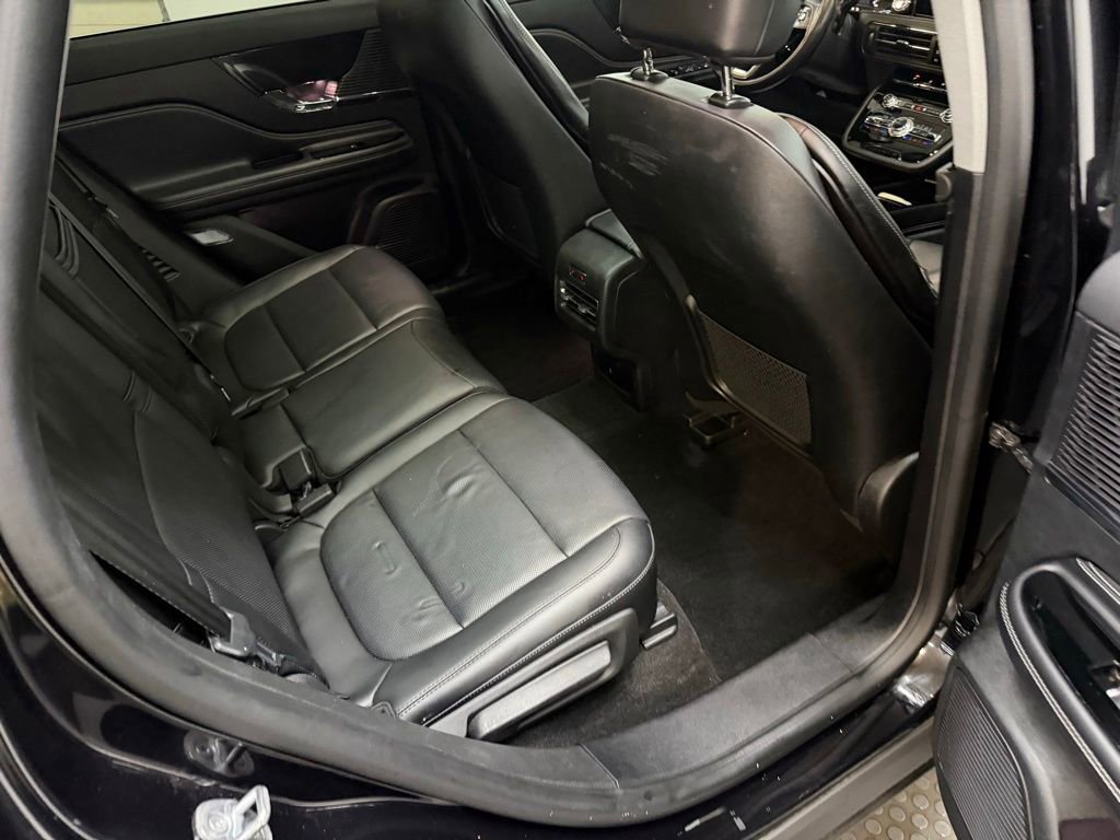 Used 2022 Lincoln Corsair AWD w/ Premium Package image 44